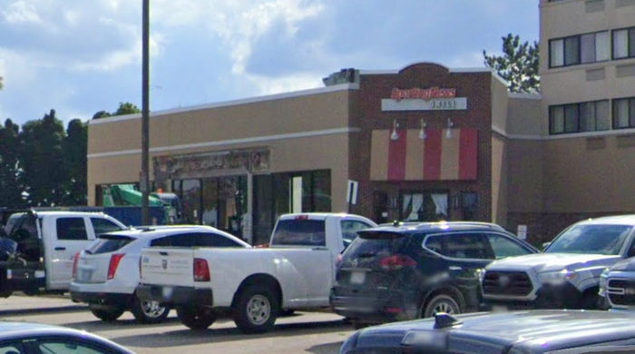 Bennigans - Big Rapids - 1005 Perry Ave (newer photo)